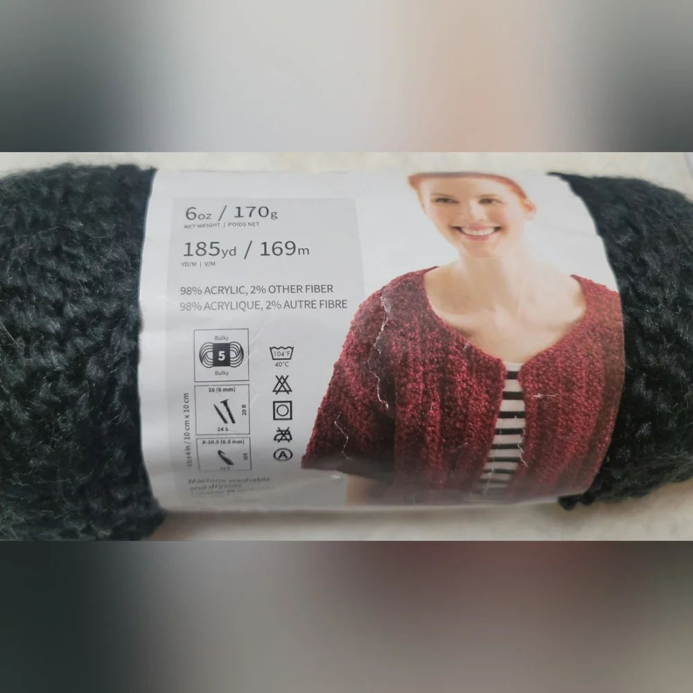 Bundle of #5 Bulky Yarn Multi-Color Lot Knitting Crochet Crafts 17 Skeins Chunky - Picture 15 of 16